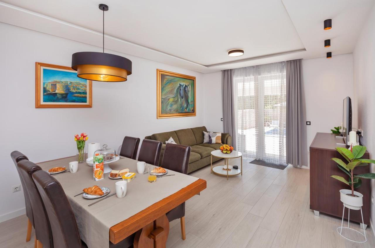 Apartment Holiday Home Doma, Cilipi Near Dubrovnik Екстериор снимка