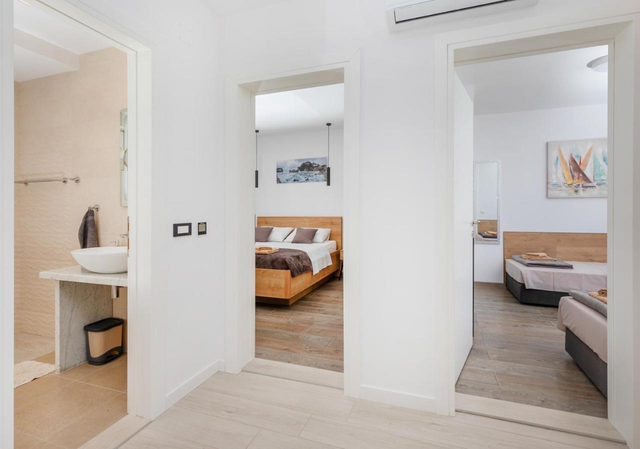Apartment Holiday Home Doma, Cilipi Near Dubrovnik Екстериор снимка