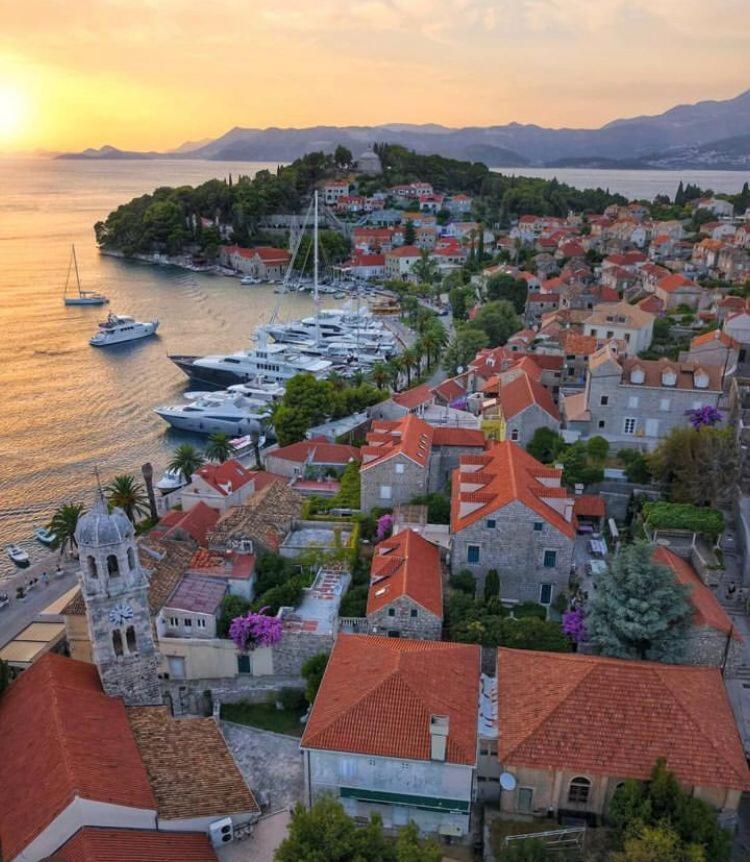 Apartment Holiday Home Doma, Cilipi Near Dubrovnik Екстериор снимка